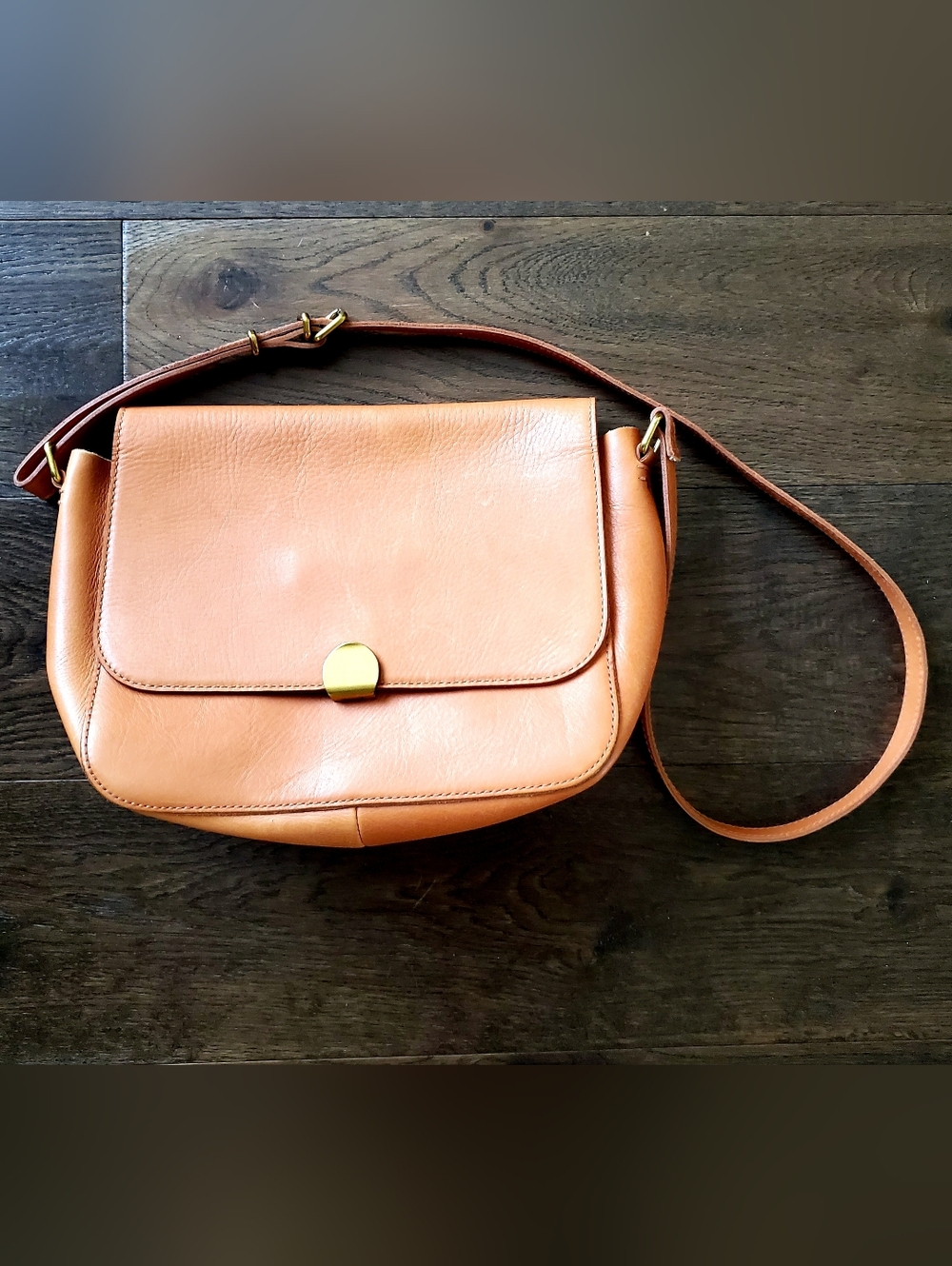 MADEWELL The ABROAD Leather Shoulder Bag Crossbody Flap Cover w/ Clasp